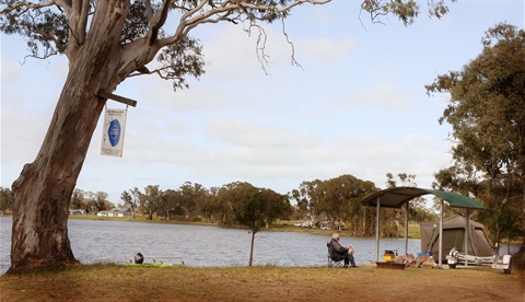 Lake Bringalbert.jpg